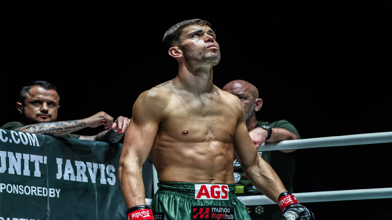 علاقة جورج جارفيس مع الابن تقوده اليوم للتحدي على اللقب العالمي بأقوى حماسة